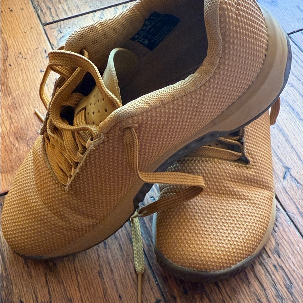 NOBULL Women’s Orange/Gold Athletic Shoes